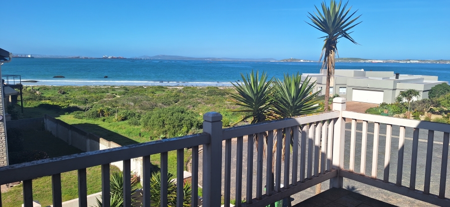 To Let 5 Bedroom Property for Rent in Bluewater Bay Western Cape